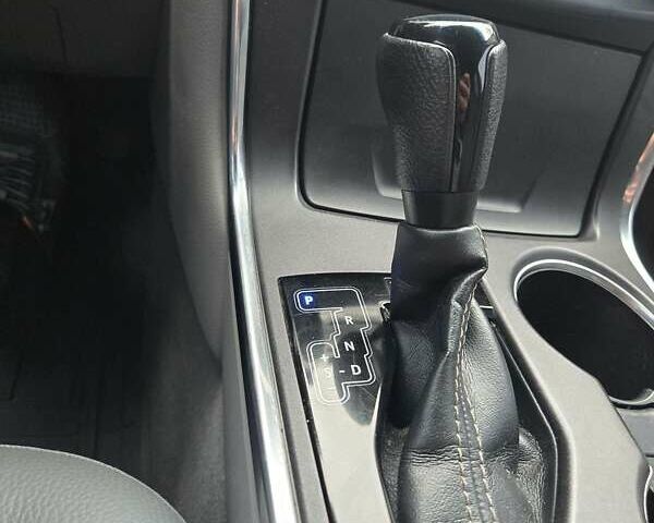 Серый Тойота Камри, объемом двигателя 2.5 л и пробегом 211 тыс. км за 12600 $, фото 15 на Automoto.ua