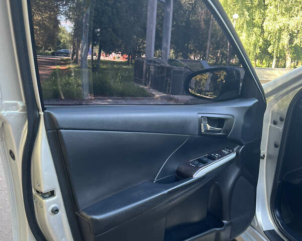 Серый Тойота Камри, объемом двигателя 2.49 л и пробегом 245 тыс. км за 15400 $, фото 4 на Automoto.ua