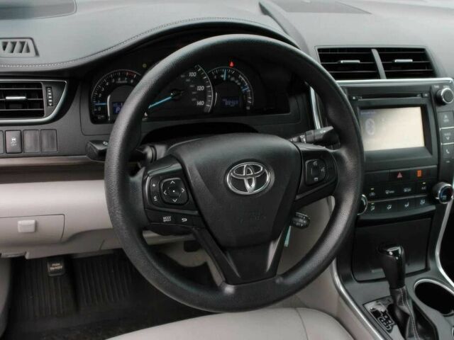 Тойота Камри 2015 в Житомире на Automoto.ua Серый Тойота Камри, объемом двигателя 2.5 л и пробегом 77 тыс. км за 8000 $, фото 6 на Automoto.ua