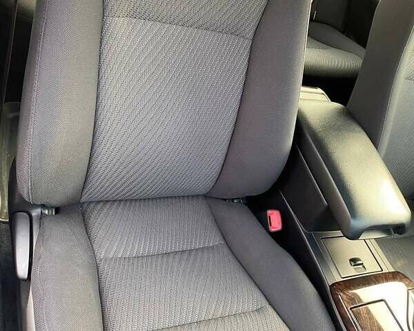 Серый Тойота Камри, объемом двигателя 2.49 л и пробегом 145 тыс. км за 16000 $, фото 33 на Automoto.ua