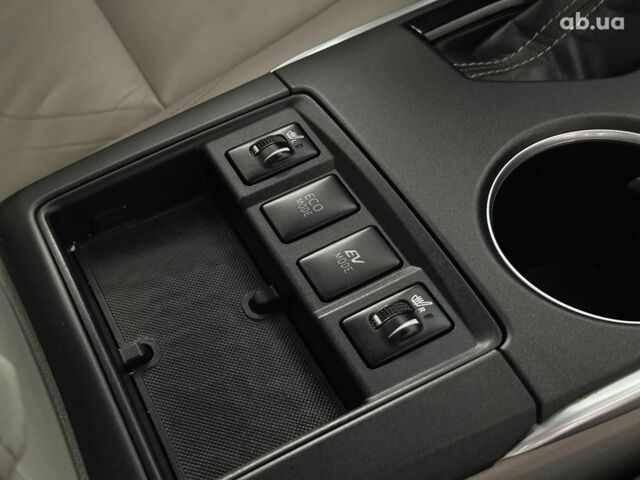 Тойота Камри 2015 в Одессе на Automoto.ua Серый Тойота Камри, объемом двигателя 2.5 л и пробегом 157 тыс. км за 13980 $, фото 27 на Automoto.ua