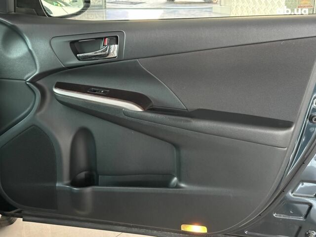 Тойота Камри 2015 в Одессе на Automoto.ua Серый Тойота Камри, объемом двигателя 2.5 л и пробегом 180 тыс. км за 16480 $, фото 21 на Automoto.ua