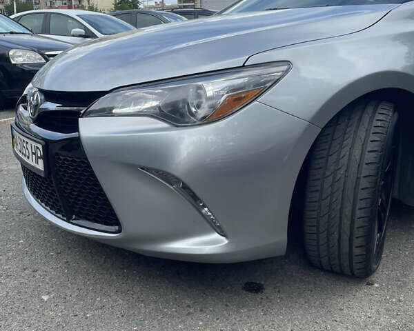 Серый Тойота Камри, объемом двигателя 2.49 л и пробегом 125 тыс. км за 15500 $, фото 2 на Automoto.ua