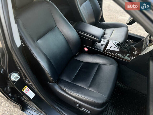 Серый Тойота Камри, объемом двигателя 2.49 л и пробегом 200 тыс. км за 18500 $, фото 24 на Automoto.ua