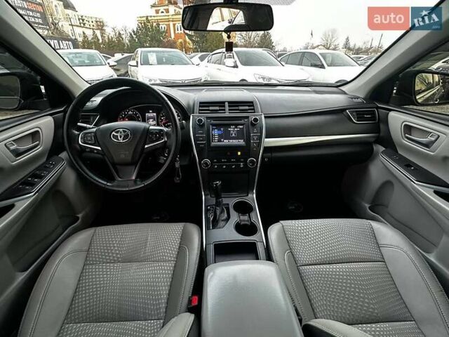 Серый Тойота Камри, объемом двигателя 2.5 л и пробегом 161 тыс. км за 13300 $, фото 21 на Automoto.ua