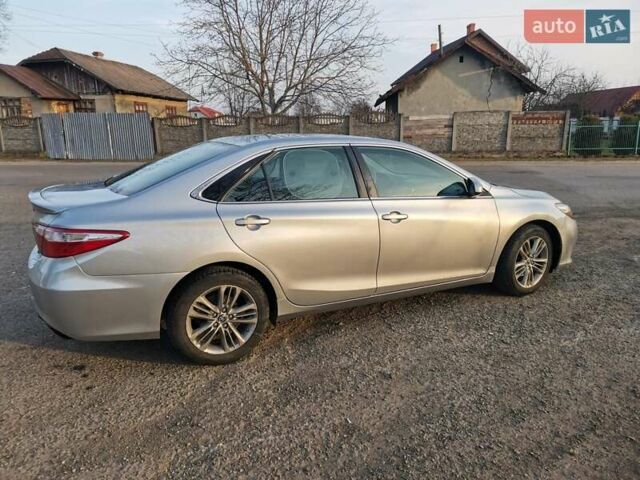 Серый Тойота Камри, объемом двигателя 2.49 л и пробегом 171 тыс. км за 14500 $, фото 2 на Automoto.ua