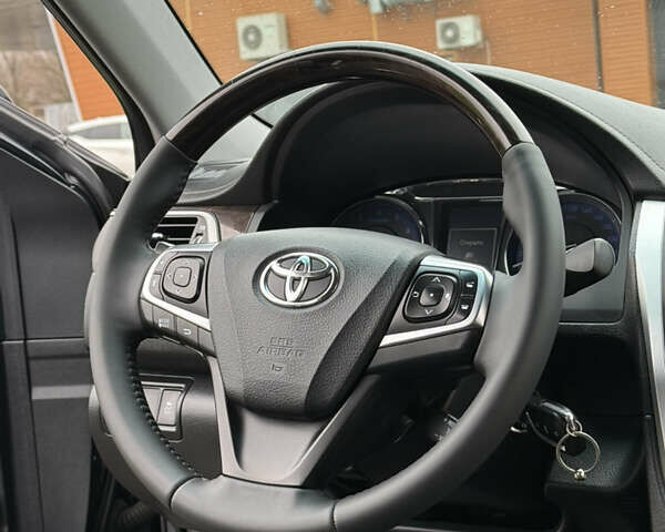 Сірий Тойота Камрі, об'ємом двигуна 2.5 л та пробігом 209 тис. км за 14500 $, фото 8 на Automoto.ua