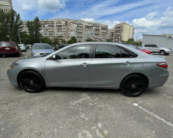 Серый Тойота Камри, объемом двигателя 2.49 л и пробегом 125 тыс. км за 15500 $, фото 6 на Automoto.ua