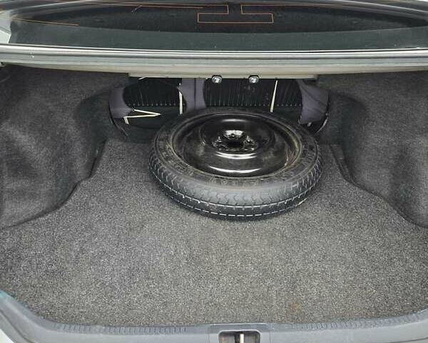 Серый Тойота Камри, объемом двигателя 2.5 л и пробегом 211 тыс. км за 12600 $, фото 10 на Automoto.ua