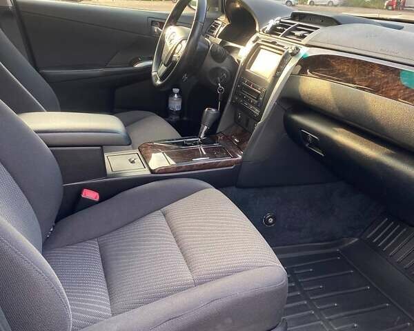 Серый Тойота Камри, объемом двигателя 2.49 л и пробегом 145 тыс. км за 16000 $, фото 32 на Automoto.ua