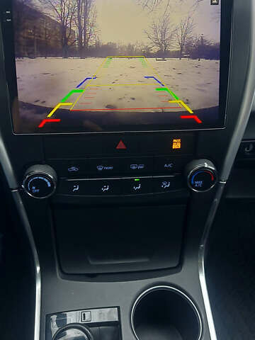 Серый Тойота Камри, объемом двигателя 2.49 л и пробегом 178 тыс. км за 14000 $, фото 7 на Automoto.ua