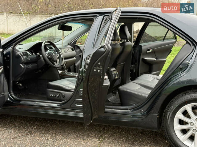 Сірий Тойота Камрі, об'ємом двигуна 2.5 л та пробігом 209 тис. км за 14500 $, фото 13 на Automoto.ua