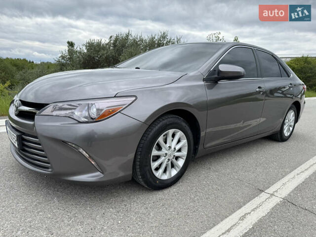 Сірий Тойота Камрі, об'ємом двигуна 2.49 л та пробігом 210 тис. км за 14950 $, фото 7 на Automoto.ua