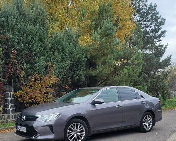 Тойота Камри 2016 в Луцке на Automoto.ua Серый Тойота Камри, объемом двигателя 2.49 л и пробегом 170 тыс. км за 17000 $, фото 19 на Automoto.ua