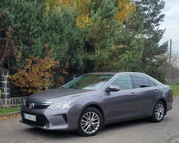 Тойота Камри 2016 в Луцке на Automoto.ua Серый Тойота Камри, объемом двигателя 2.49 л и пробегом 170 тыс. км за 17000 $, фото 20 на Automoto.ua