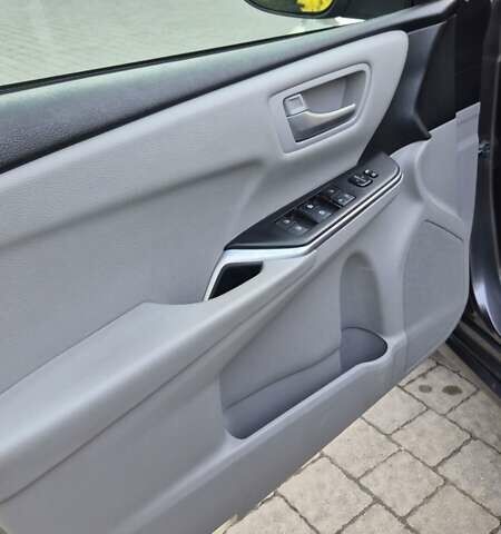 Сірий Тойота Камрі, об'ємом двигуна 2.49 л та пробігом 226 тис. км за 16400 $, фото 56 на Automoto.ua