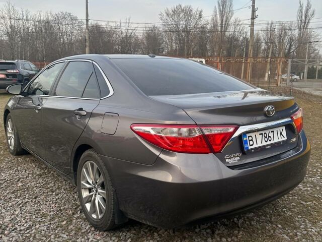 Серый Тойота Камри, объемом двигателя 2.5 л и пробегом 110 тыс. км за 17500 $, фото 3 на Automoto.ua