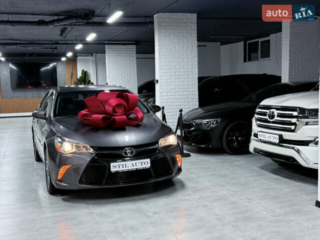 Серый Тойота Камри, объемом двигателя 2.49 л и пробегом 106 тыс. км за 12999 $, фото 63 на Automoto.ua