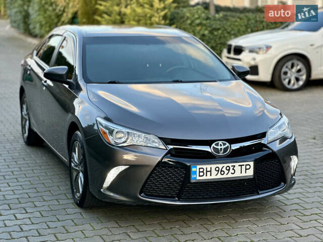 Серый Тойота Камри, объемом двигателя 2.49 л и пробегом 125 тыс. км за 14200 $, фото 12 на Automoto.ua