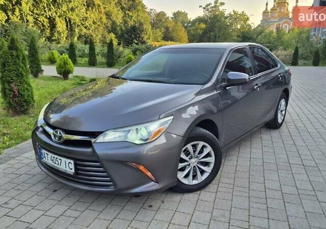 Сірий Тойота Камрі, об'ємом двигуна 2.49 л та пробігом 225 тис. км за 16550 $, фото 9 на Automoto.ua