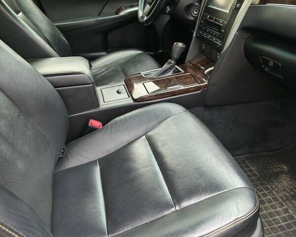 Сірий Тойота Камрі, об'ємом двигуна 2.49 л та пробігом 288 тис. км за 15000 $, фото 2 на Automoto.ua