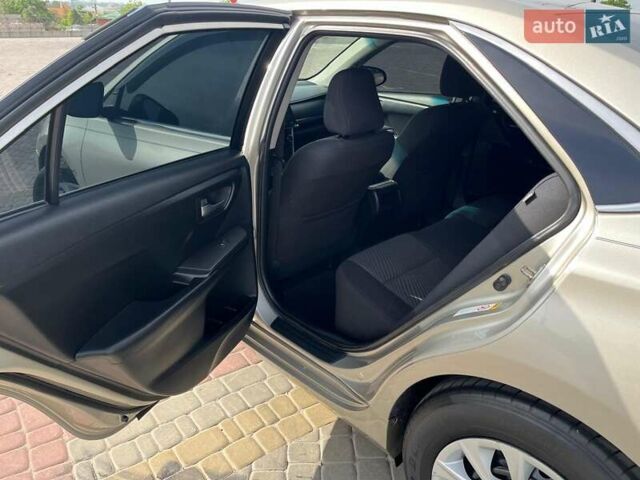 Сірий Тойота Камрі, об'ємом двигуна 2.49 л та пробігом 123 тис. км за 15500 $, фото 5 на Automoto.ua