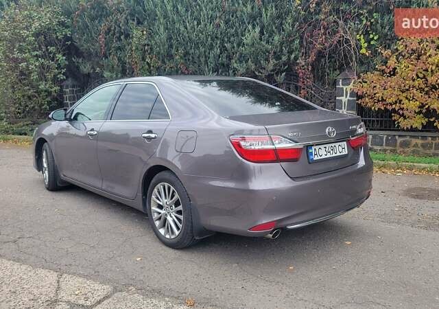 Тойота Камри 2016 в Луцке на Automoto.ua Серый Тойота Камри, объемом двигателя 2.49 л и пробегом 170 тыс. км за 17000 $, фото 25 на Automoto.ua