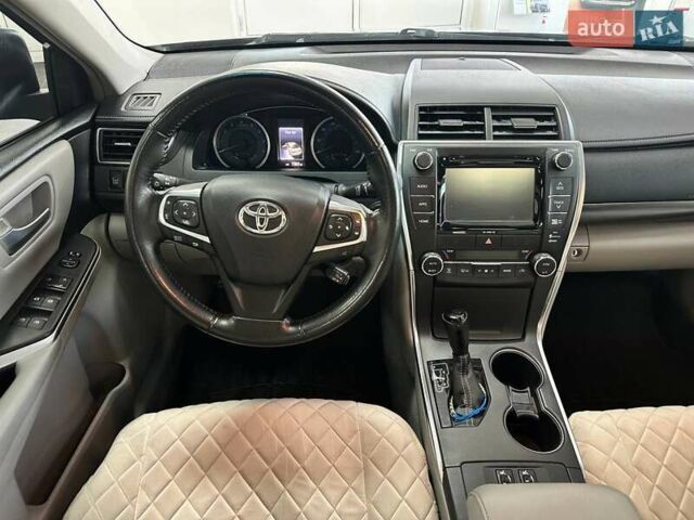 Сірий Тойота Камрі, об'ємом двигуна 2.49 л та пробігом 73 тис. км за 15490 $, фото 26 на Automoto.ua