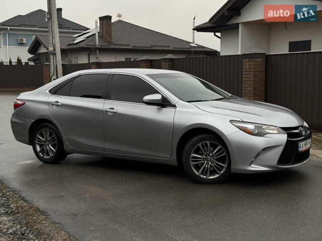 Серый Тойота Камри, объемом двигателя 2.49 л и пробегом 292 тыс. км за 10999 $, фото 10 на Automoto.ua