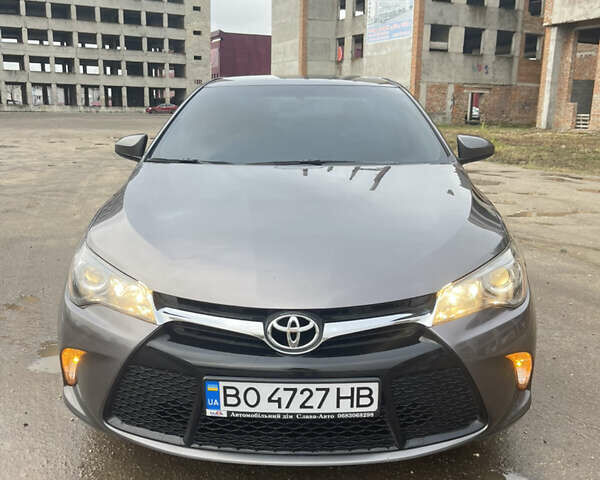 Серый Тойота Камри, объемом двигателя 2.49 л и пробегом 69 тыс. км за 15450 $, фото 11 на Automoto.ua