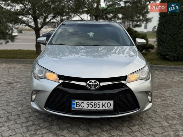 Сірий Тойота Камрі, об'ємом двигуна 2.49 л та пробігом 148 тис. км за 12800 $, фото 2 на Automoto.ua