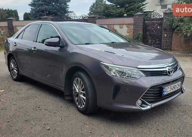 Тойота Камри 2016 в Луцке на Automoto.ua Серый Тойота Камри, объемом двигателя 2.49 л и пробегом 170 тыс. км за 17000 $, фото 36 на Automoto.ua