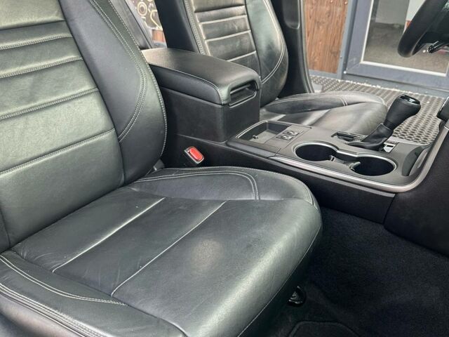 Серый Тойота Камри, объемом двигателя 2.5 л и пробегом 110 тыс. км за 17500 $, фото 11 на Automoto.ua