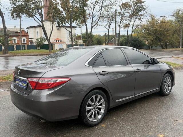 Сірий Тойота Камрі, об'ємом двигуна 2.5 л та пробігом 189 тис. км за 12500 $, фото 2 на Automoto.ua