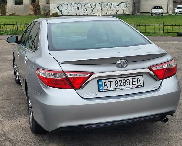 Серый Тойота Камри, объемом двигателя 2.49 л и пробегом 195 тыс. км за 14700 $, фото 6 на Automoto.ua