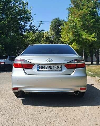 Серый Тойота Камри, объемом двигателя 2.5 л и пробегом 103 тыс. км за 16600 $, фото 8 на Automoto.ua