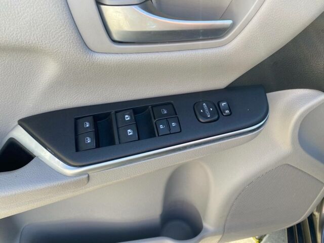 Серый Тойота Камри, объемом двигателя 2.5 л и пробегом 78 тыс. км за 16500 $, фото 23 на Automoto.ua