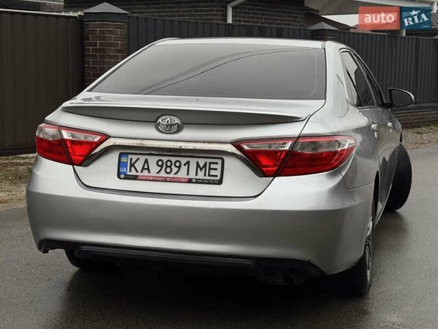 Серый Тойота Камри, объемом двигателя 2.49 л и пробегом 292 тыс. км за 10999 $, фото 18 на Automoto.ua