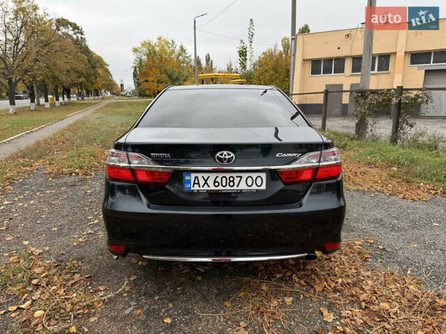 Серый Тойота Камри, объемом двигателя 2.49 л и пробегом 231 тыс. км за 16000 $, фото 4 на Automoto.ua
