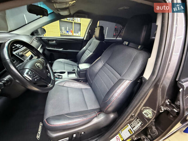 Серый Тойота Камри, объемом двигателя 2.49 л и пробегом 106 тыс. км за 12999 $, фото 23 на Automoto.ua