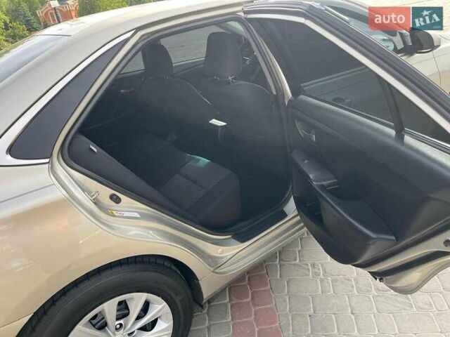 Сірий Тойота Камрі, об'ємом двигуна 2.49 л та пробігом 123 тис. км за 15500 $, фото 12 на Automoto.ua