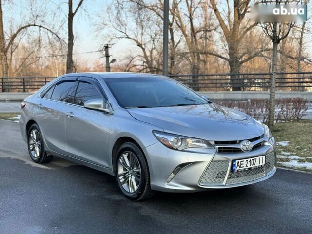 Серый Тойота Камри, объемом двигателя 2.5 л и пробегом 145 тыс. км за 14300 $, фото 3 на Automoto.ua