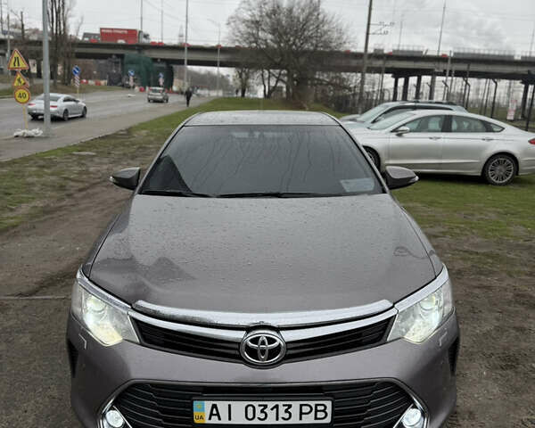 Серый Тойота Камри, объемом двигателя 2.49 л и пробегом 210 тыс. км за 14650 $, фото 22 на Automoto.ua
