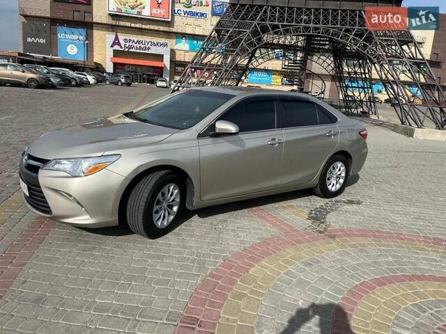 Сірий Тойота Камрі, об'ємом двигуна 2.49 л та пробігом 123 тис. км за 15500 $, фото 1 на Automoto.ua