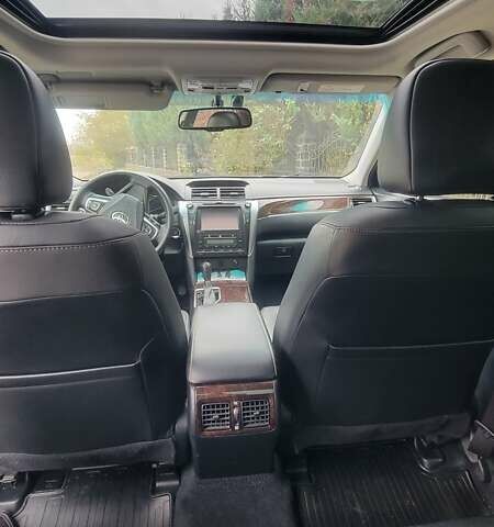 Тойота Камри 2016 в Луцке на Automoto.ua Серый Тойота Камри, объемом двигателя 2.49 л и пробегом 170 тыс. км за 17000 $, фото 51 на Automoto.ua