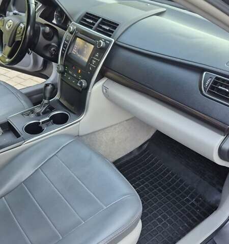 Сірий Тойота Камрі, об'ємом двигуна 2.49 л та пробігом 225 тис. км за 16550 $, фото 35 на Automoto.ua