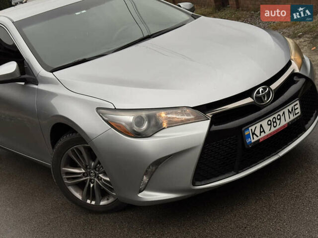 Серый Тойота Камри, объемом двигателя 2.49 л и пробегом 292 тыс. км за 10999 $, фото 6 на Automoto.ua
