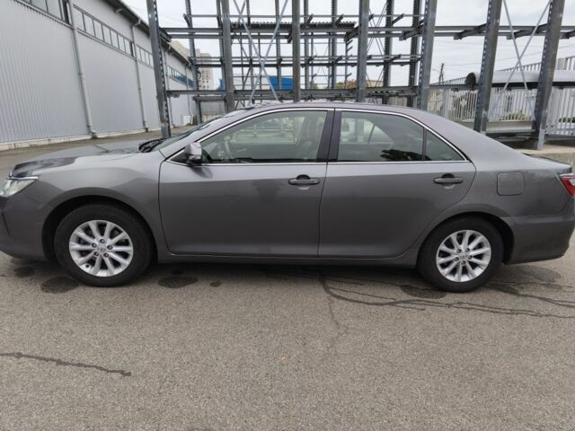 Сірий Тойота Камрі, об'ємом двигуна 2.5 л та пробігом 288 тис. км за 15000 $, фото 3 на Automoto.ua