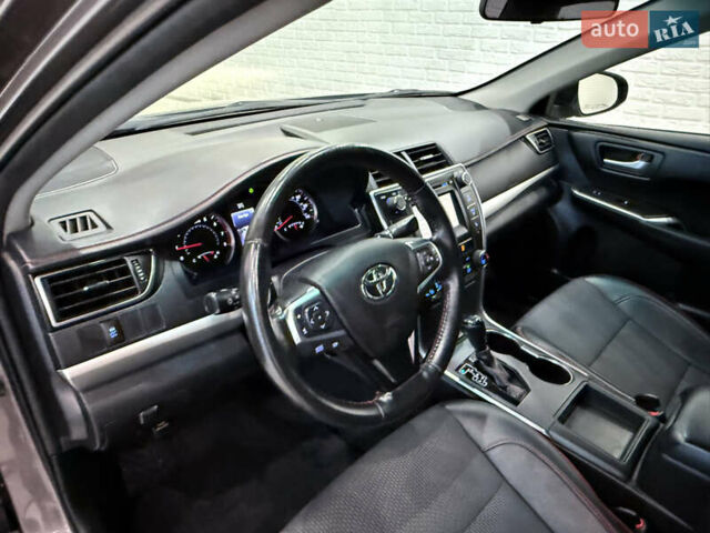 Серый Тойота Камри, объемом двигателя 2.49 л и пробегом 106 тыс. км за 12999 $, фото 54 на Automoto.ua