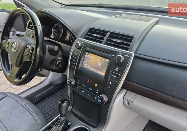 Сірий Тойота Камрі, об'ємом двигуна 2.49 л та пробігом 225 тис. км за 16550 $, фото 33 на Automoto.ua